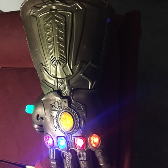 Infinity Gaunlet - Picture 3 of 5